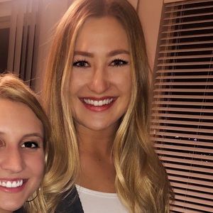 Meet your Posher, Kayla